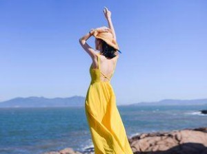 性感沙滩4（探索沉静与美丽，带你领略性感沙滩4的文静一面）