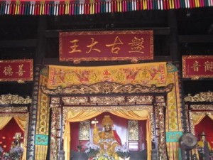 盘古狮王出装攻略（教你一步步选择合适的装备，让你的盘古狮王在战场上无敌！）