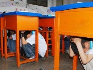 逃生技能（如何提升父亲的逃生技能，保护家人安全）